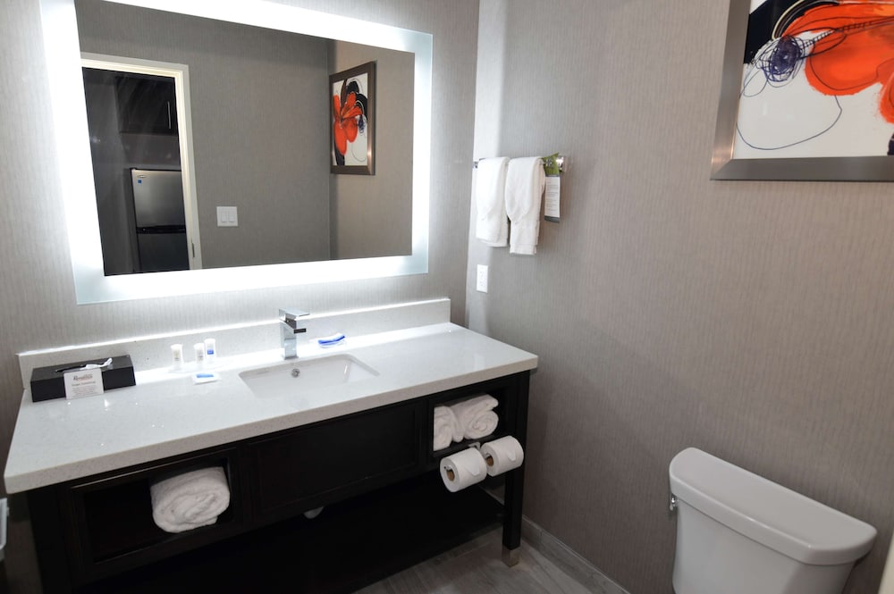 Suite, Multiple Beds, Non Smoking, Balcony (With Sofabed) photo 3
