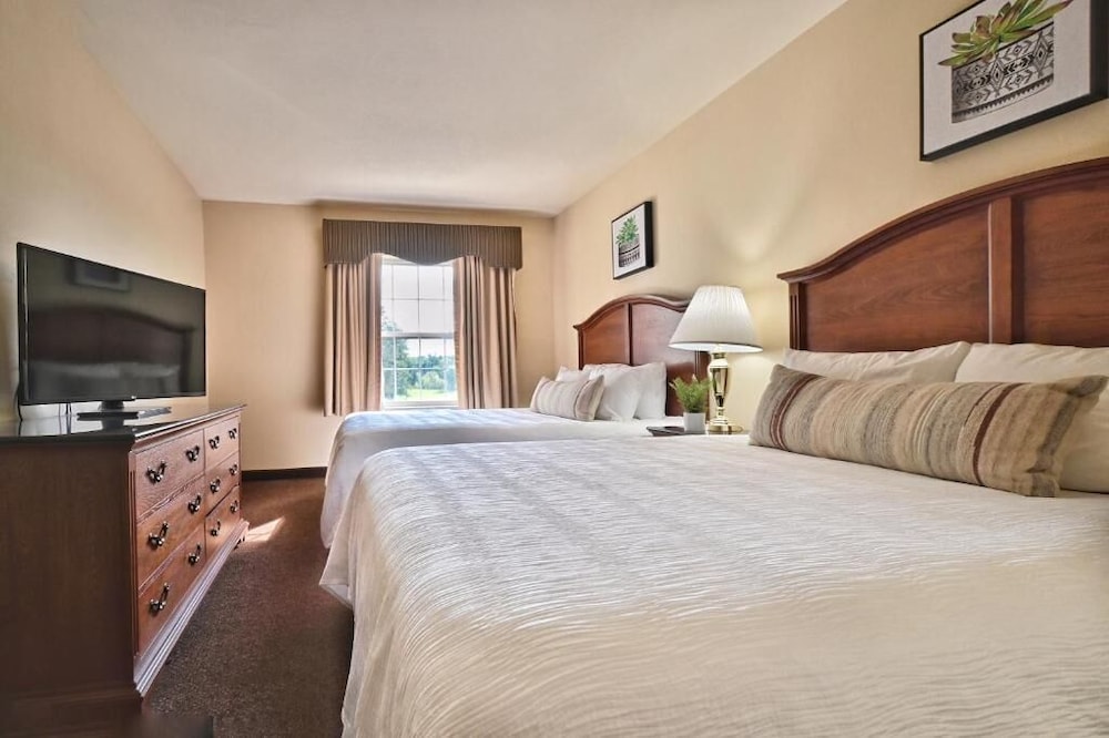Premier Suite (Queen) - Photo 12
