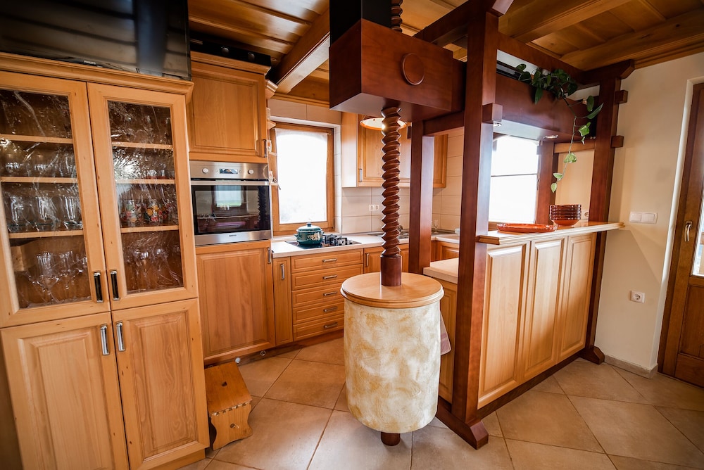 Cottage (Two bedroom country house) photo 1