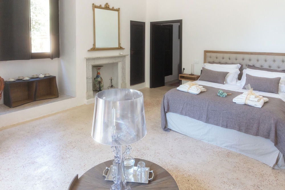 Royal Suite photo 1
