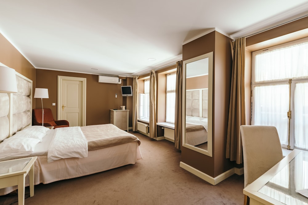 Executive Double Room - Photo 2