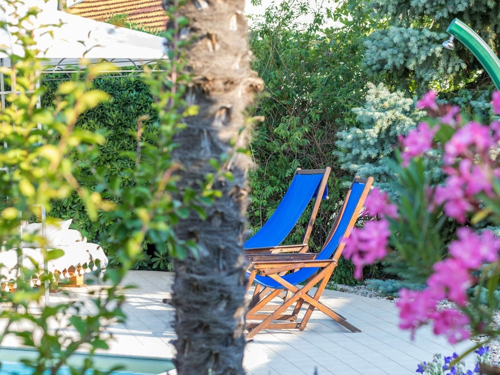 Villa photo 3