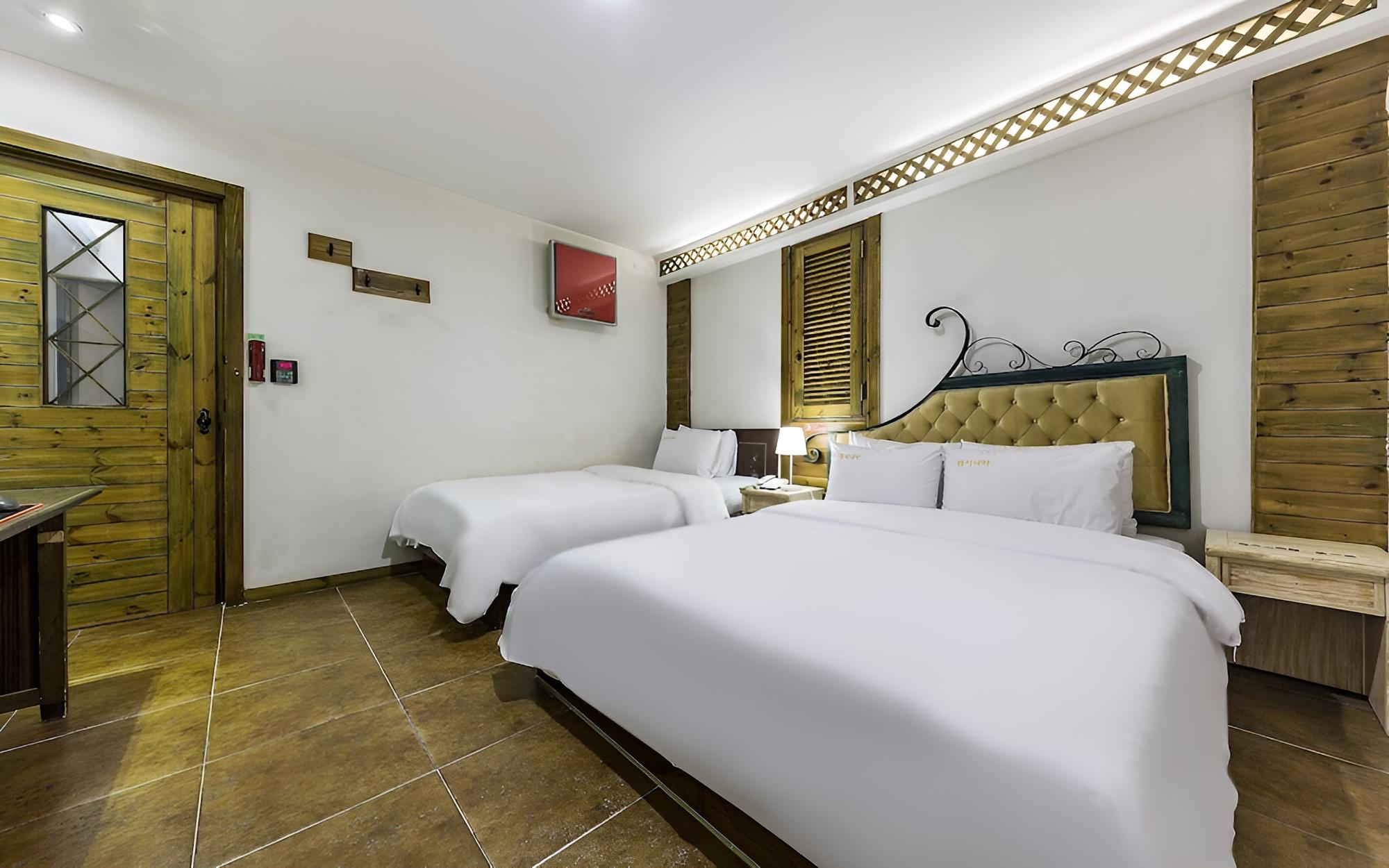 Room (Deluxe Twin (OTT integrated viewing () photo 1