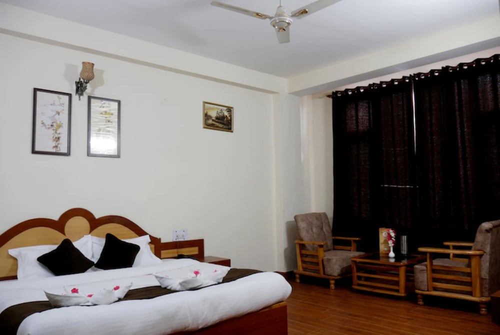Deluxe Double Room - Photo 1