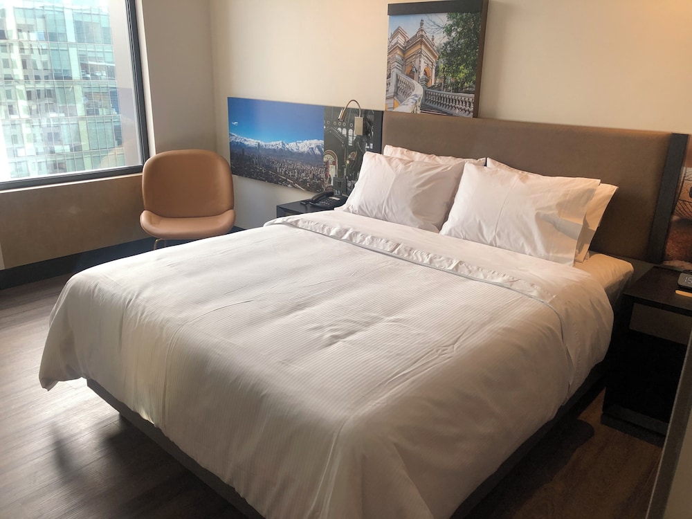 Business Room, 1 Queen Bed, Accessible - Photo 3