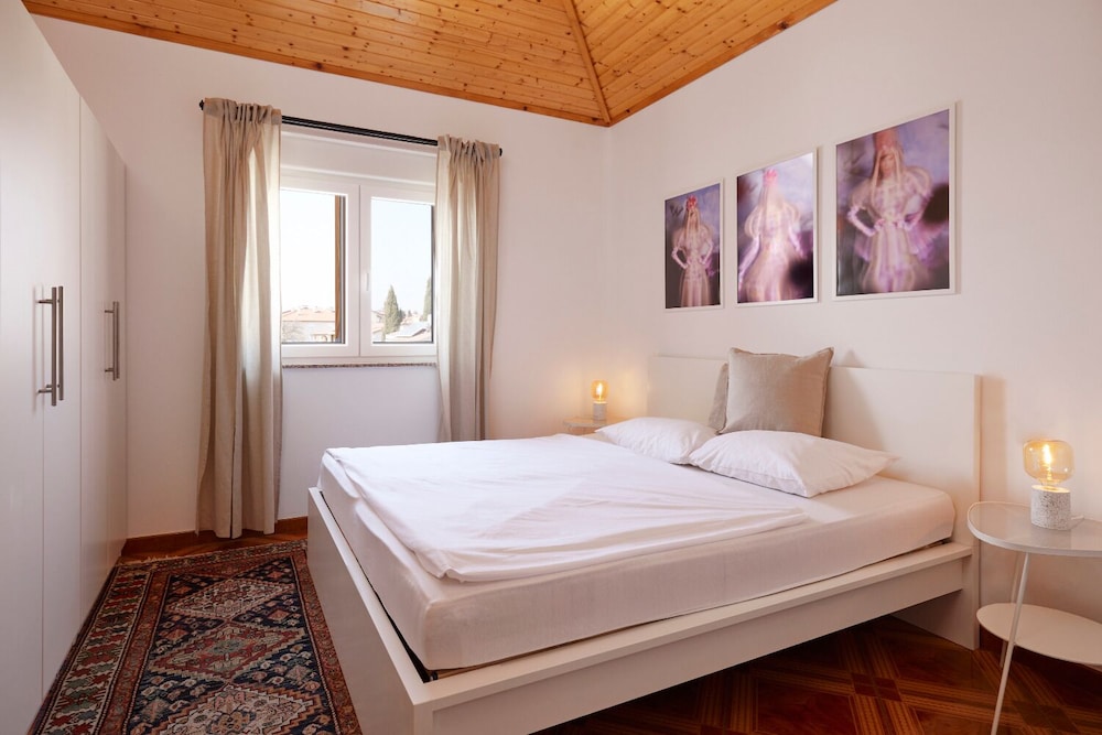 Apartment (Ana - Sea View - A1(4+1))