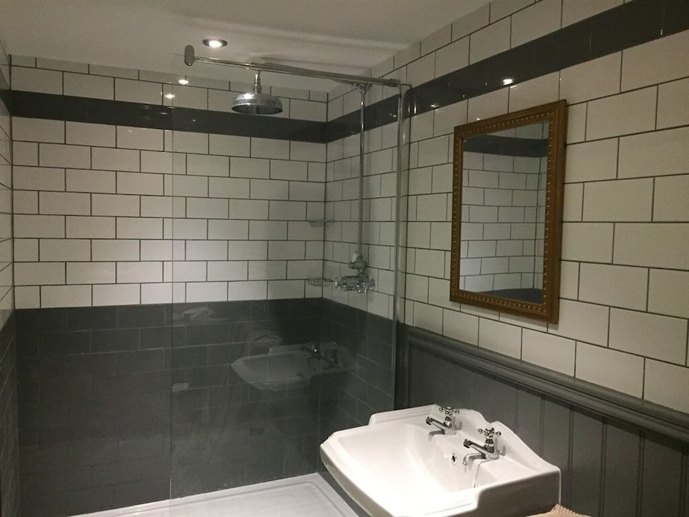 Luxury Double Room, Ensuite (The Narrowgate) photo 2