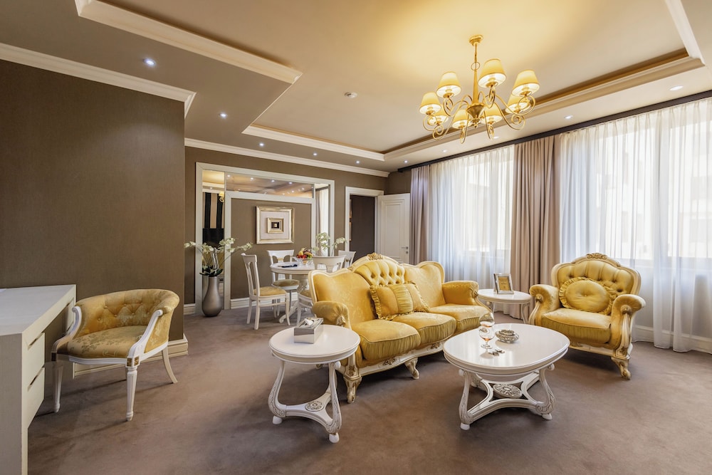 Presidential Room photo 2