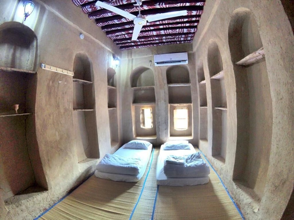 Room (Twin Room with City View) photo 1