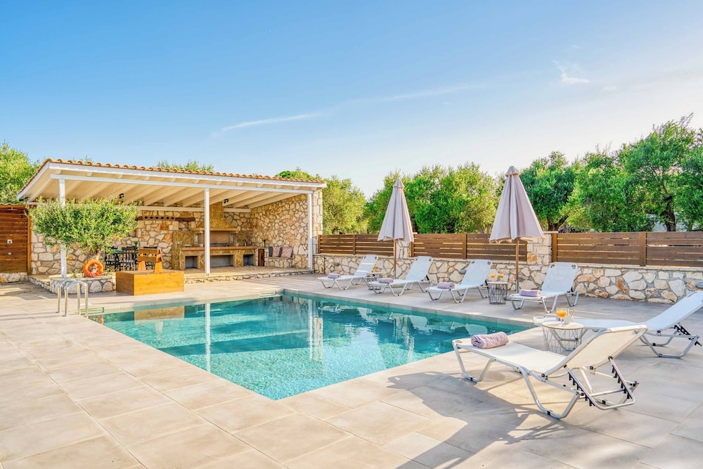 Villa (2 Bedrooms)