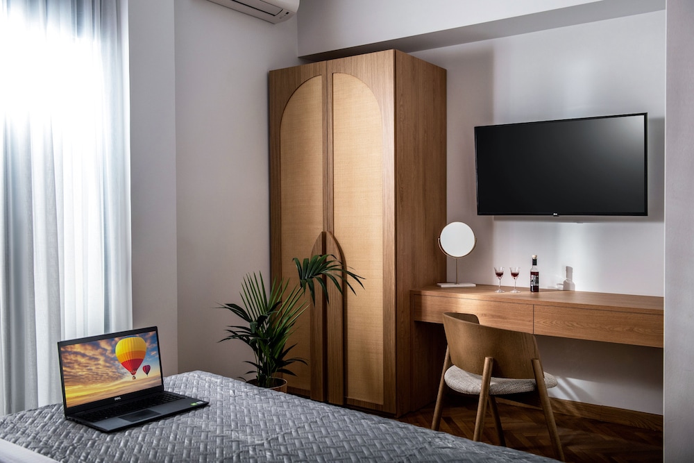 Deluxe Double Room - Photo 7
