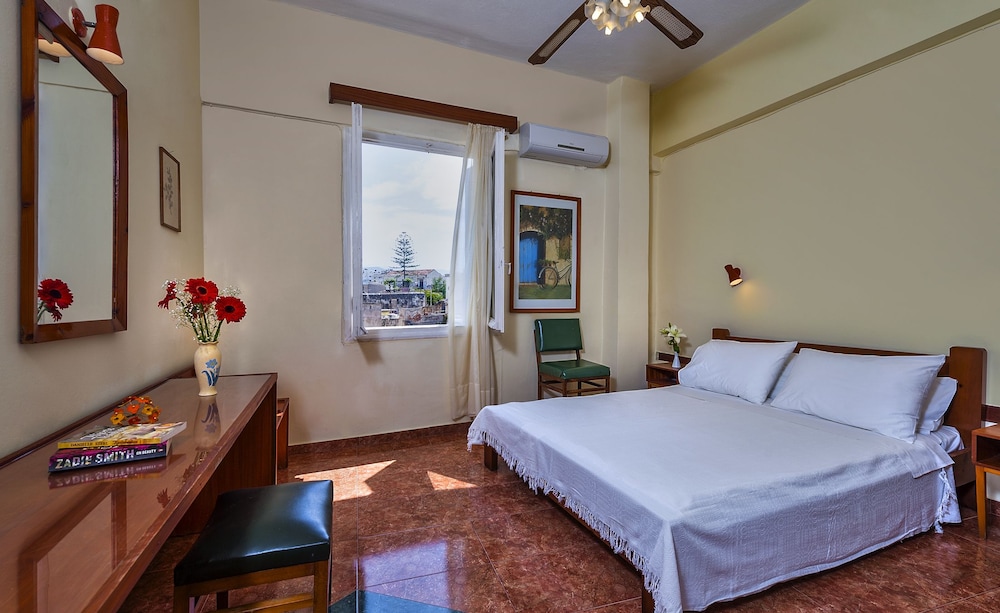 Economy Double or Twin Room, City View