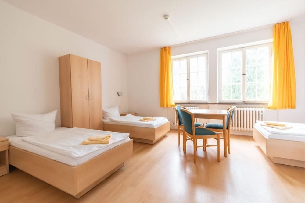 Basic Double Room photo 1