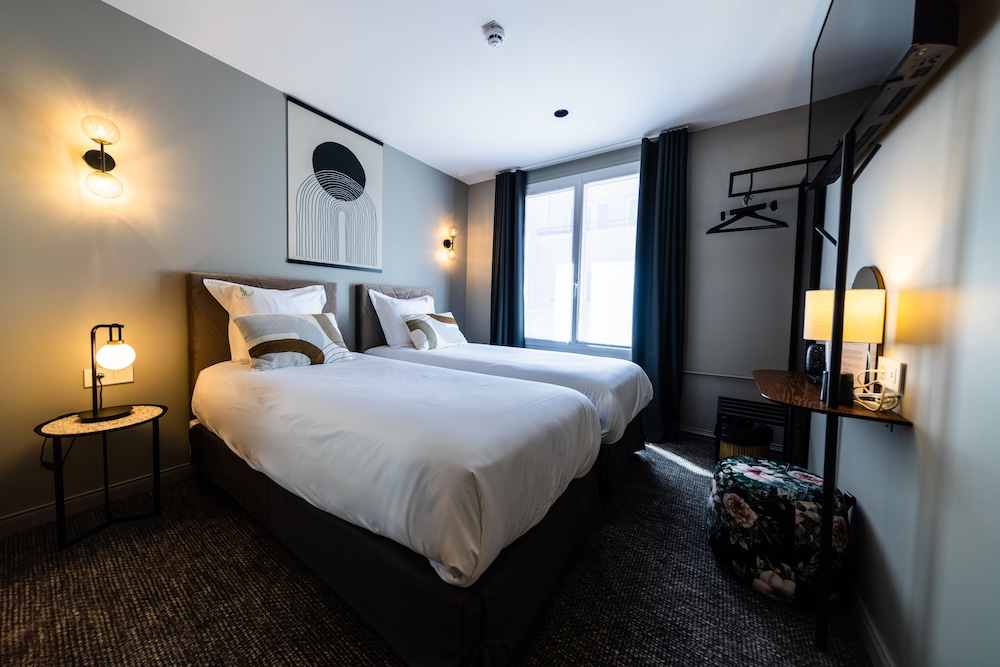 Standard Twin Room photo 2