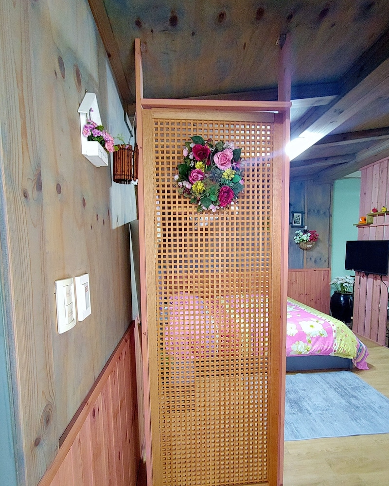 Honeymoon Room (14 PY, Badaiyagi) photo 1