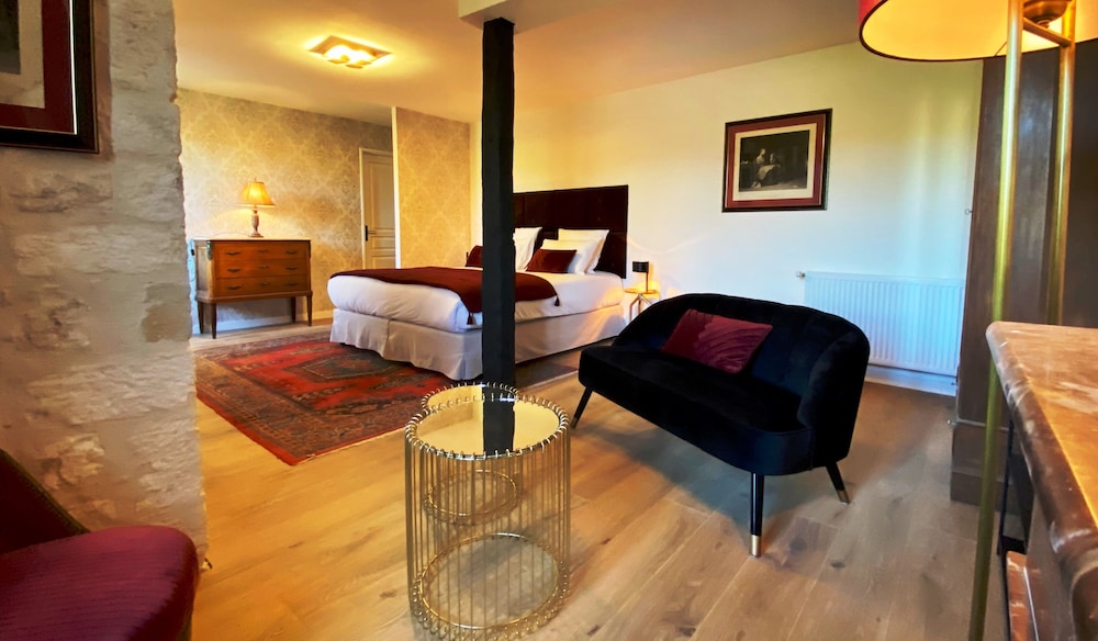 Superior Double or Twin Room photo 3