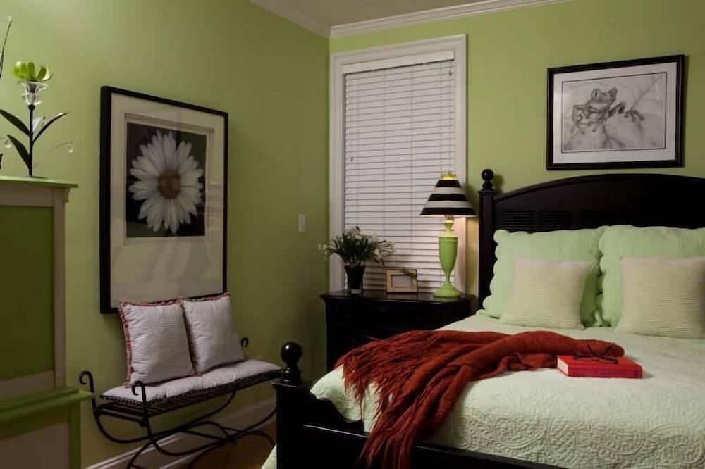 Family House, 4 Bedrooms, Ocean View, Sea Facing photo 3