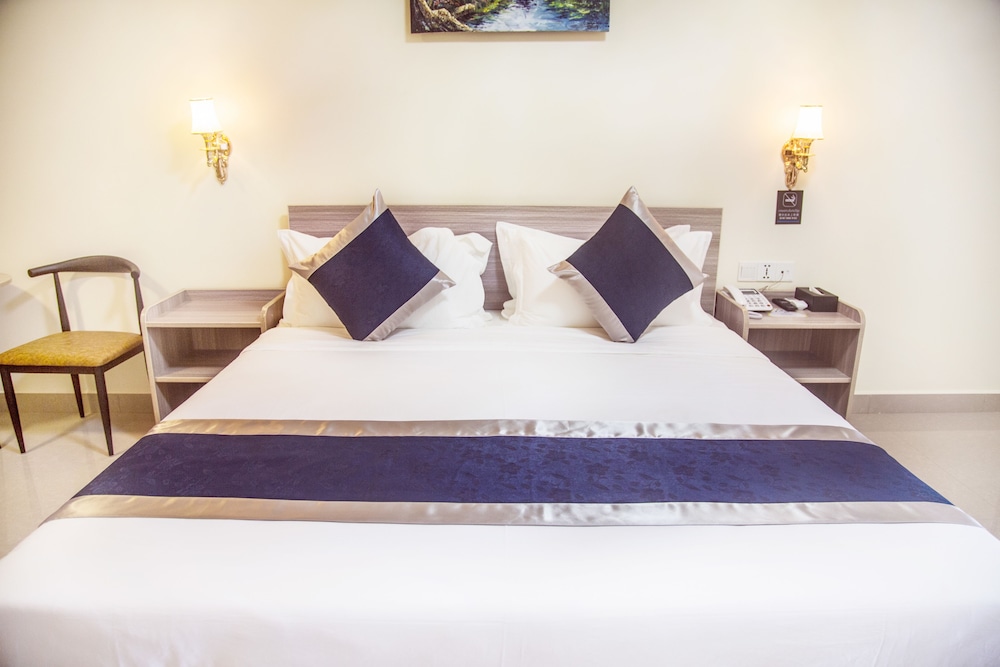 Deluxe Room (with One-way Airport Pick up) - Photo 2