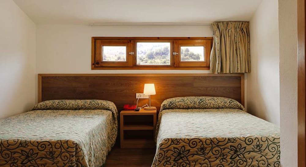 Standard Double Room - Photo 4