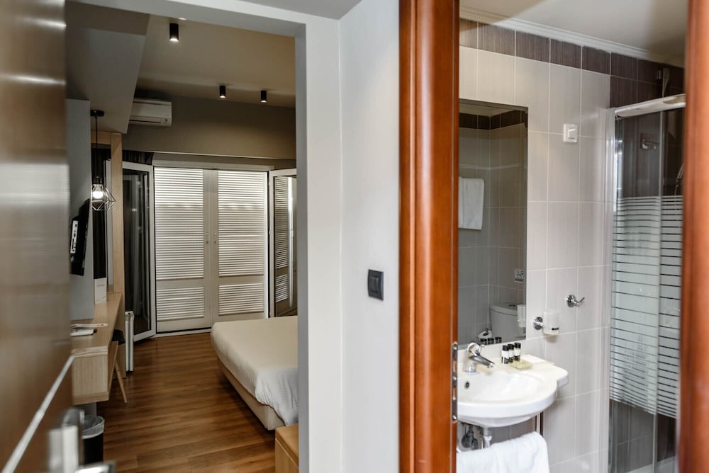 Standard Double or Twin Room, Balcony, City View