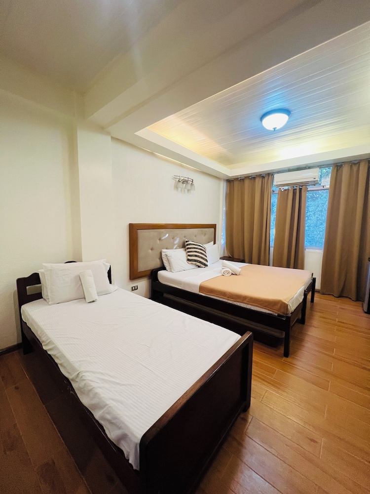 Standard Double or Twin Room, Courtyard View photo 1