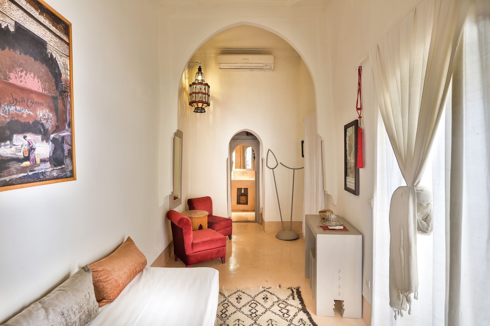 Standard Room, 1 Bedroom, Non Smoking - Photo 8