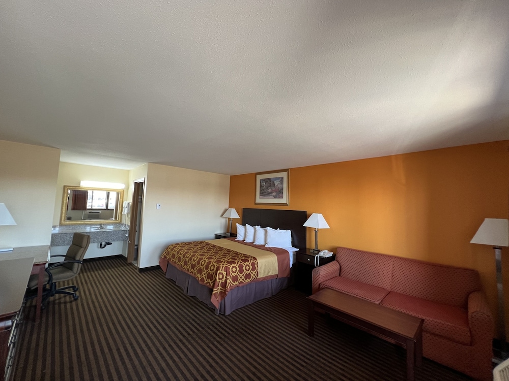 Standard Suite photo 2