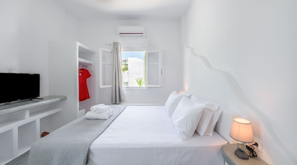 Economy Double Room photo 1