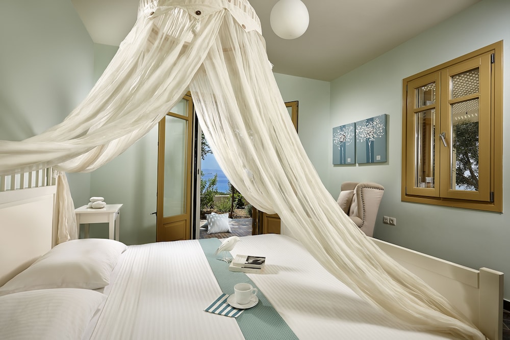 Design Villa, 4 Bedrooms, Private Pool, Sea View