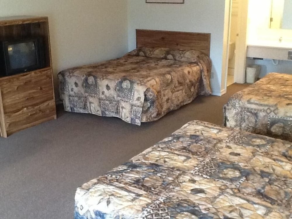 Deluxe Double Room, Multiple Beds photo 2
