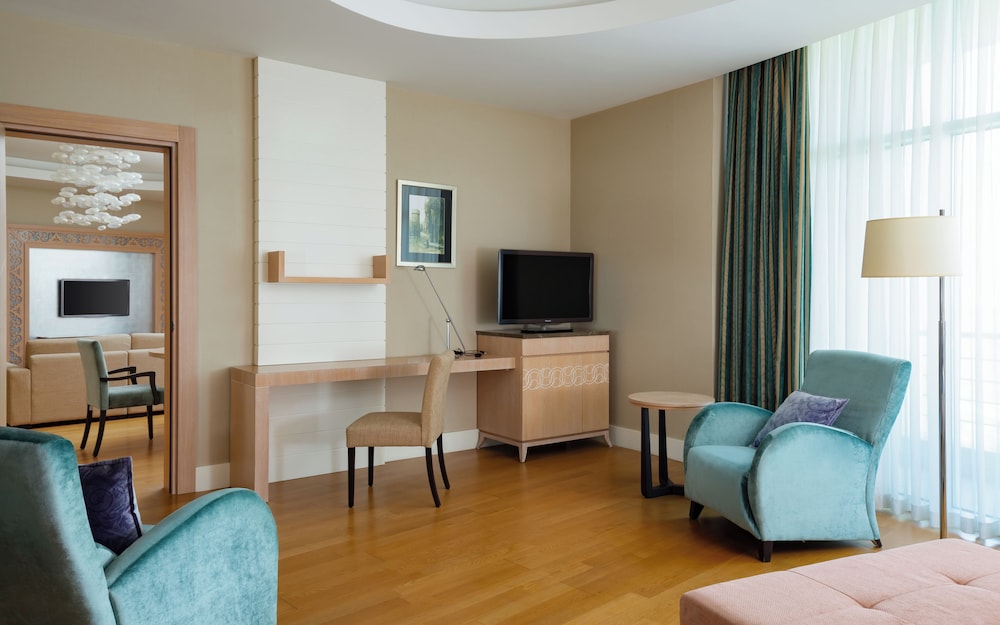 One Bedroom Residential Suite photo 1