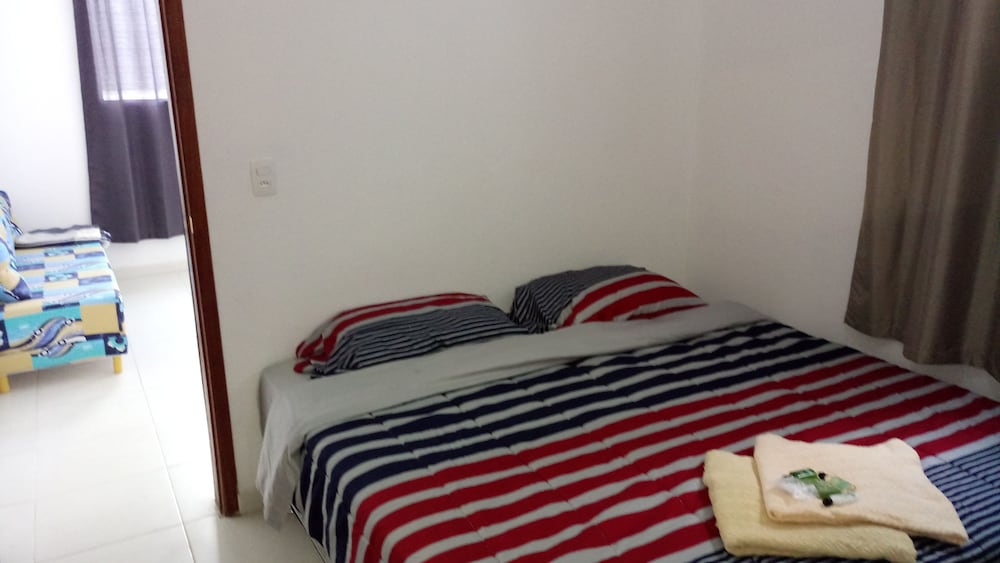 Quarto Sala Cozinha Banheiro Quadruple photo 3