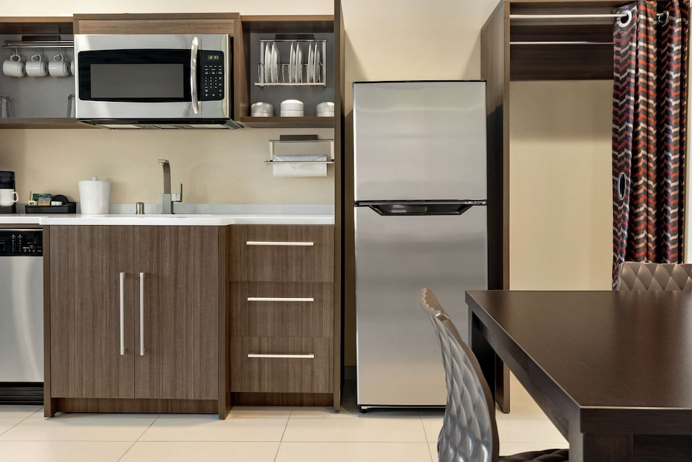 Suite, 1 Bedroom - Photo 5