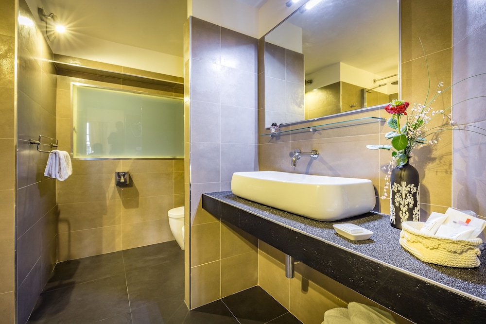 Superior Double Room - Photo 36