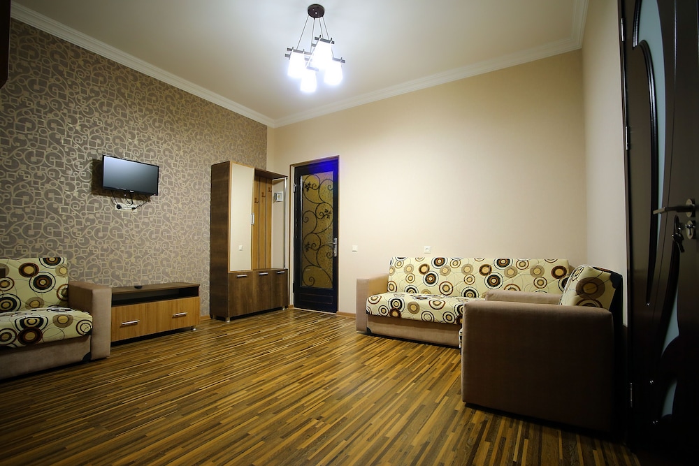 Suite, 2 Bedrooms photo 2