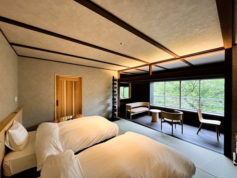 High-grade Japanese-Western room with hot spring "Kiren" -Mokuren photo 1