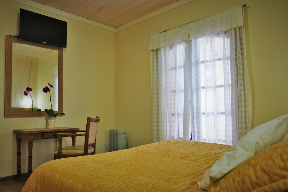 Standard Room - Photo 2
