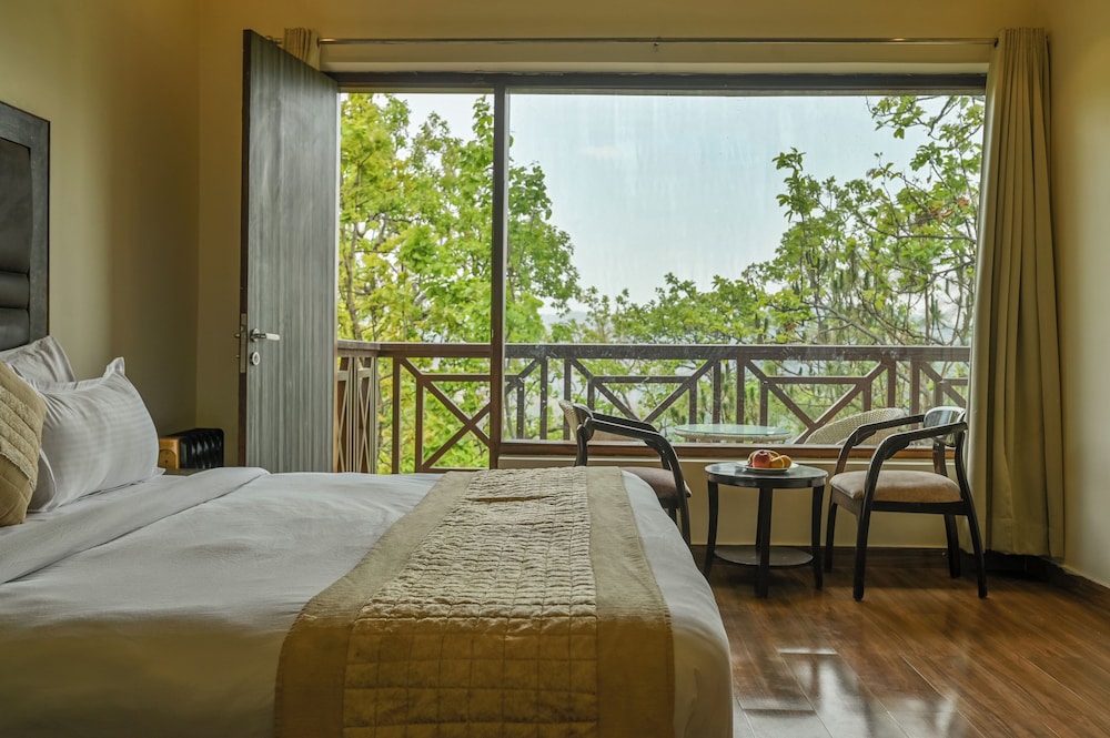 Double Room, Balcony, Garden View photo 2