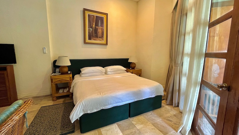 Villa Suite - Photo 7