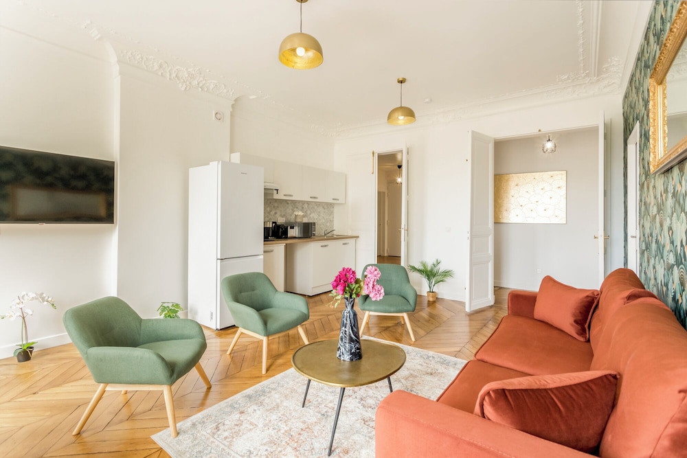Apartment, Garden View