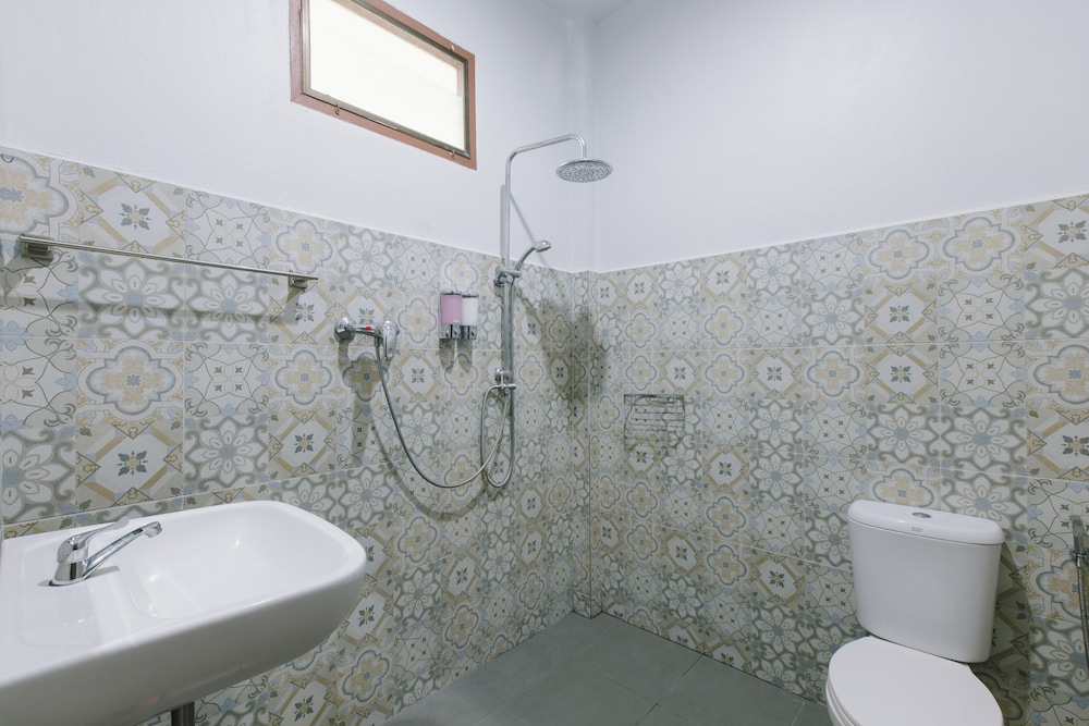 2 Connecting Bungalows - Photo 9