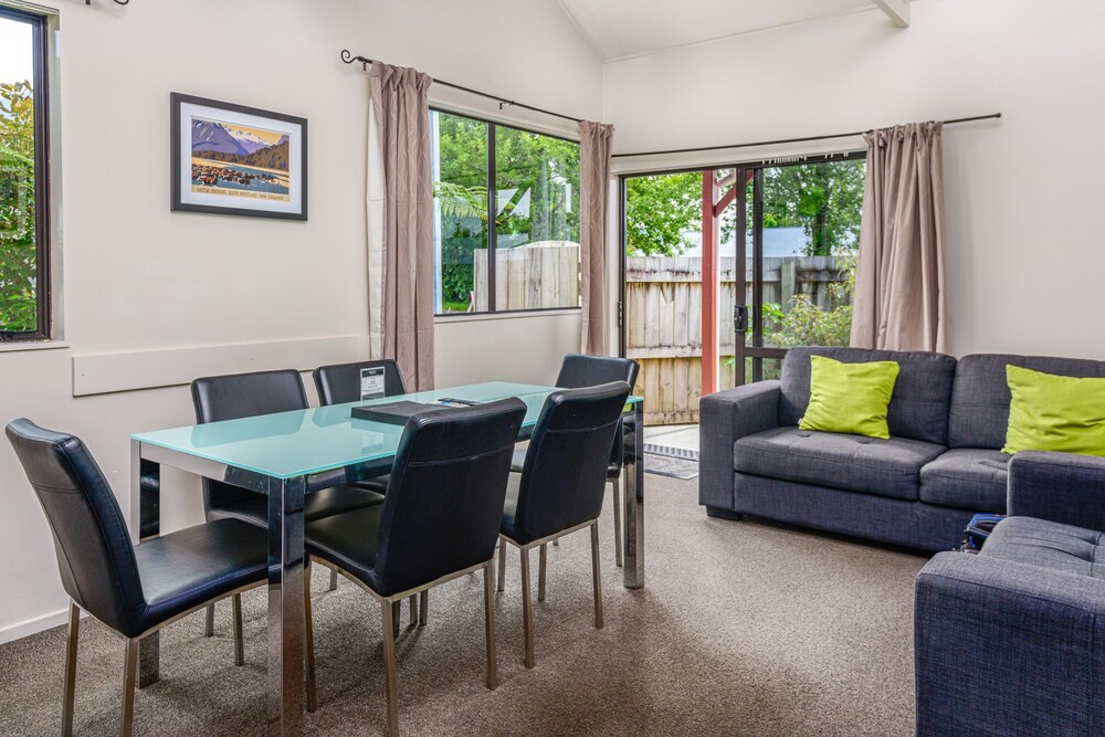 Family Cottage, 2 Bedrooms - Photo 7