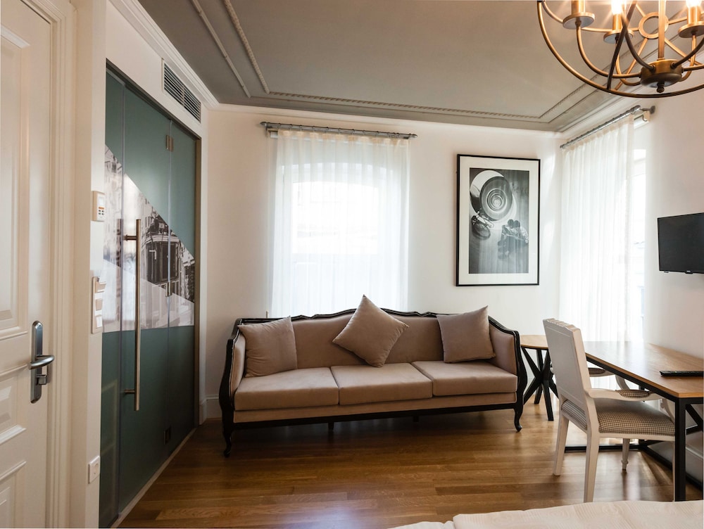 Basic Double or Twin Room photo 2