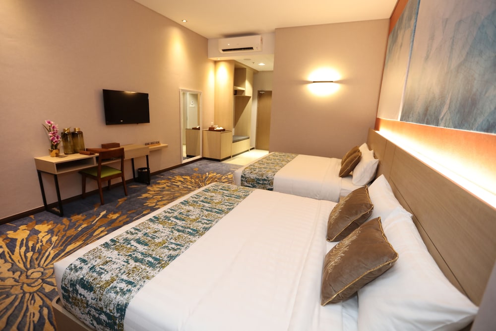 Family Quadruple Room - Photo 2