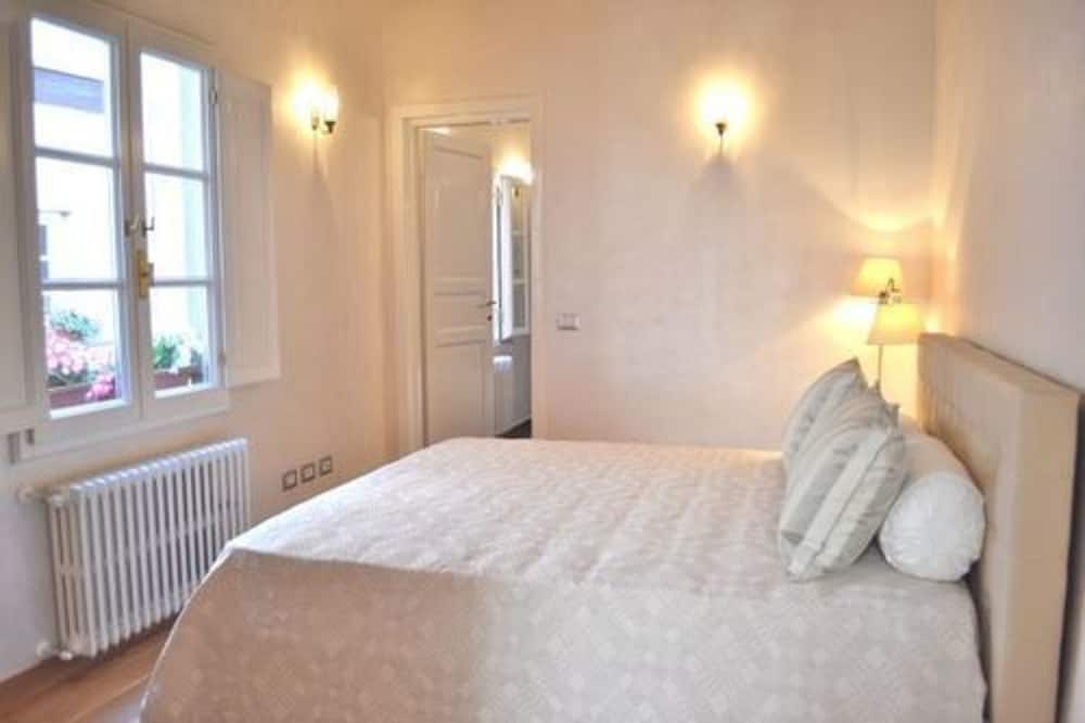 Deluxe Apartment, Annex Building (6 Pax)