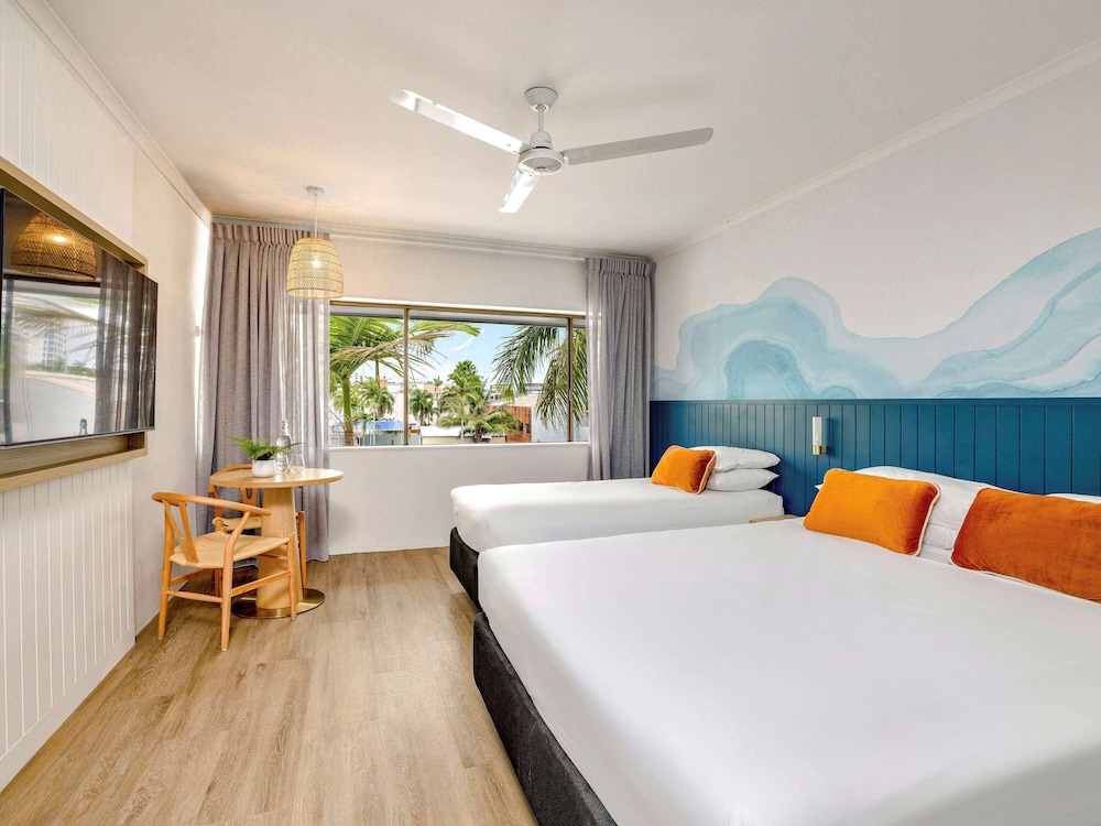Standard Room, Multiple Beds - Photo 1
