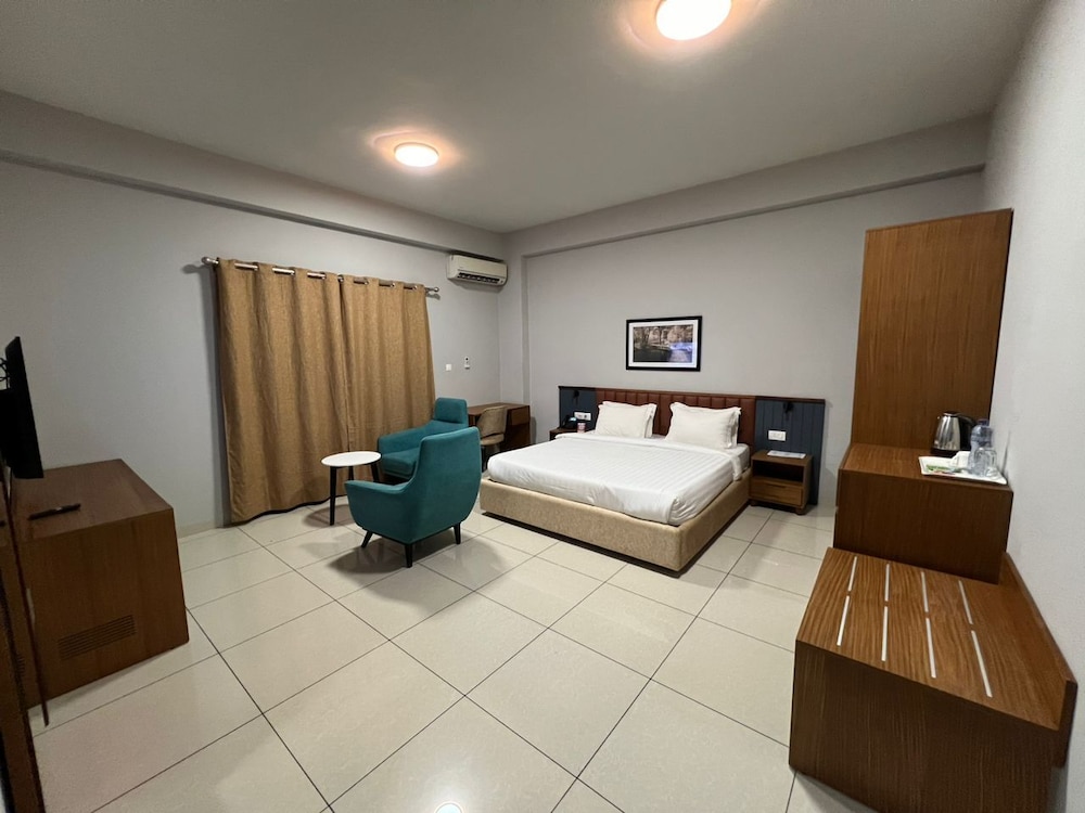 Deluxe Double Room, Balcony, Garden View photo 2