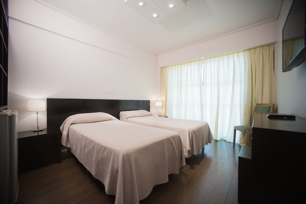 Junior Quadruple Room
