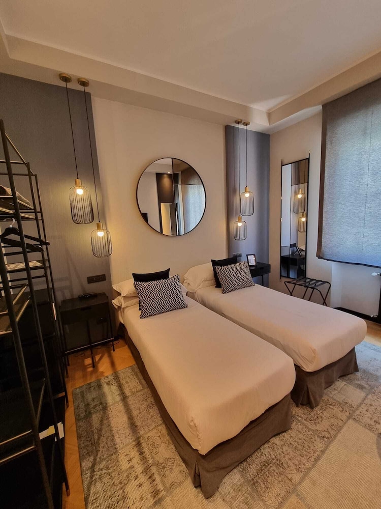 Superior Double or Twin Room - Photo 4