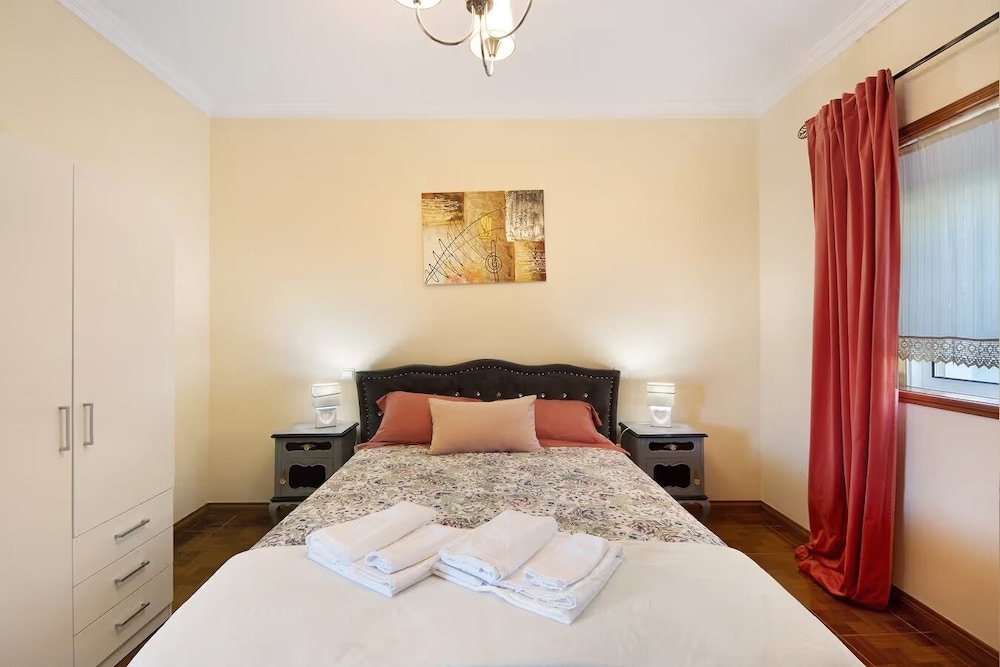 Villa photo 3